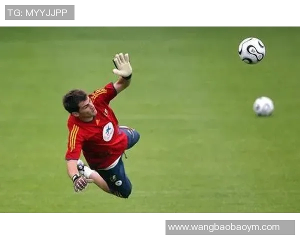 模仿足球明星声音的技巧与乐趣探索，让你在球场上也能成为焦点